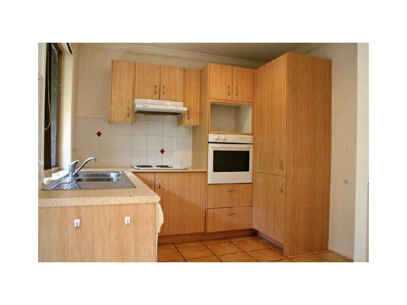 7 Fanning Court, Pacific Pines QLD 4211