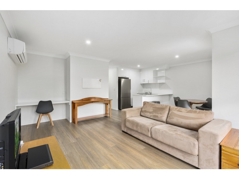 9/1 Terence Drive, Oxenford QLD 4210