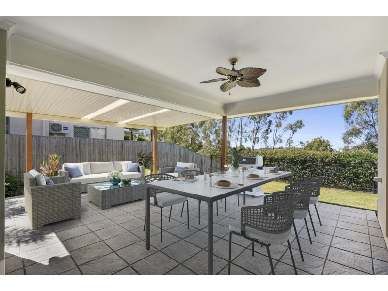 48 Fletcher Crescent, Pacific Pines QLD 4211
