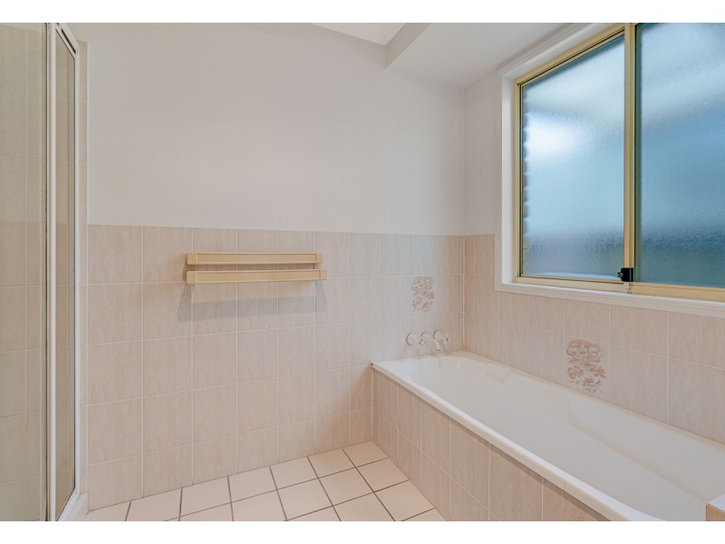 3 Wardley Drive, Parkwood QLD 4214