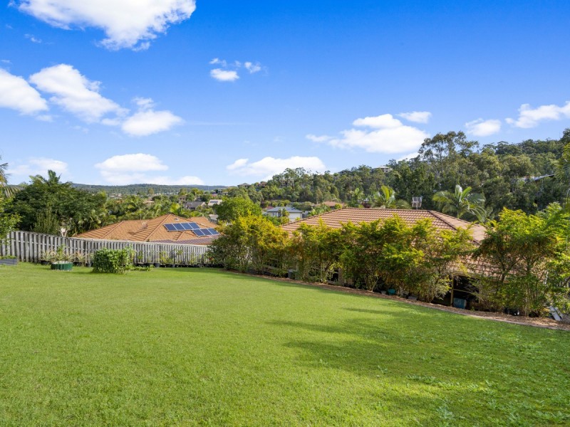 30 Papara Street, Pacific Pines QLD 4211