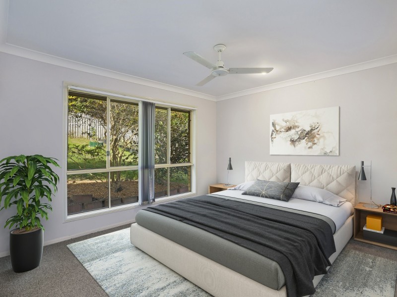30 Papara Street, Pacific Pines QLD 4211