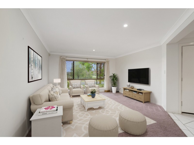 13 Mellum Circuit, Pacific Pines QLD 4211