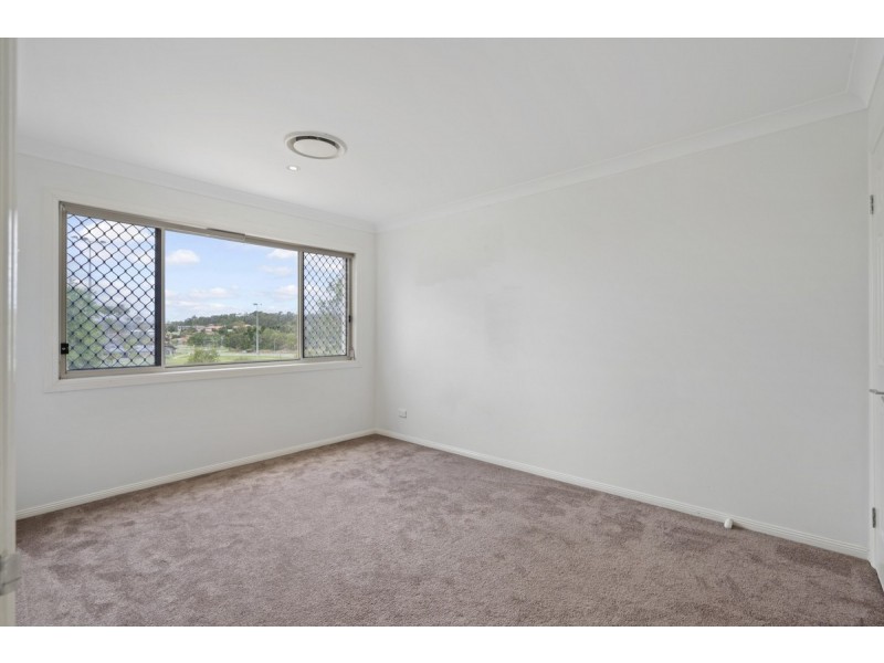 13 Mellum Circuit, Pacific Pines QLD 4211