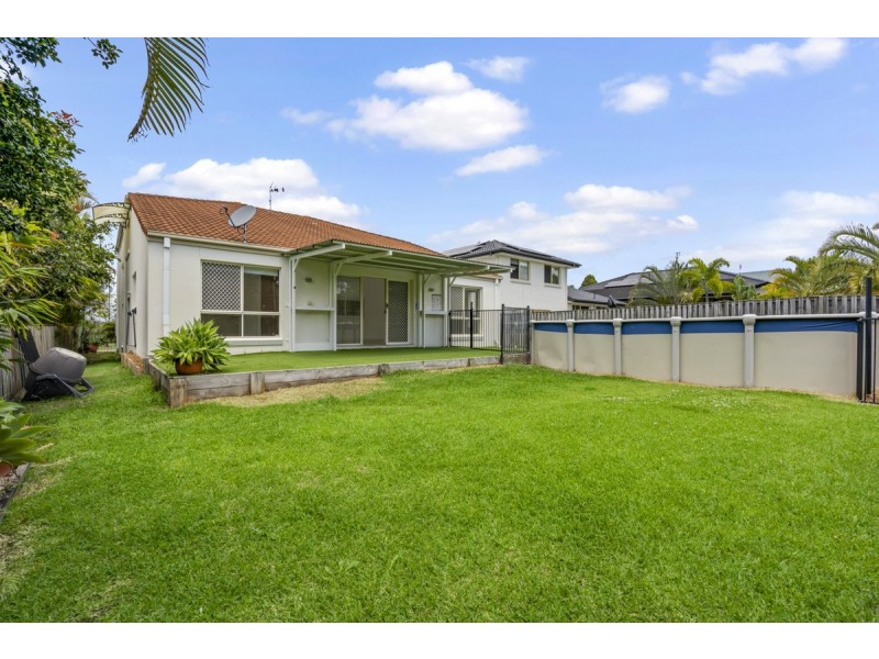 13 Mellum Circuit, Pacific Pines QLD 4211