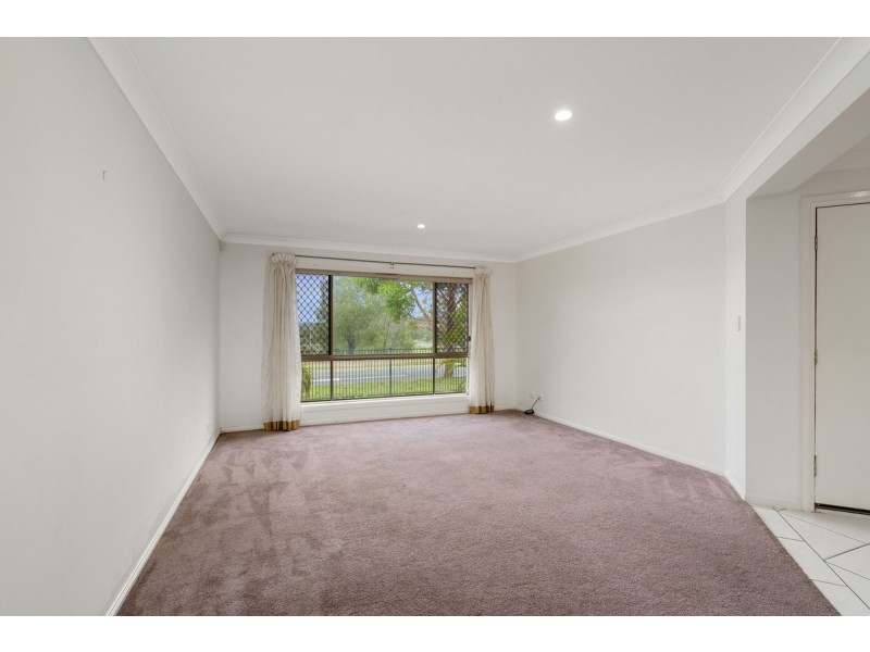 13 Mellum Circuit, Pacific Pines QLD 4211