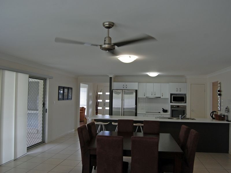18 Govett Street, Pacific Pines QLD 4211