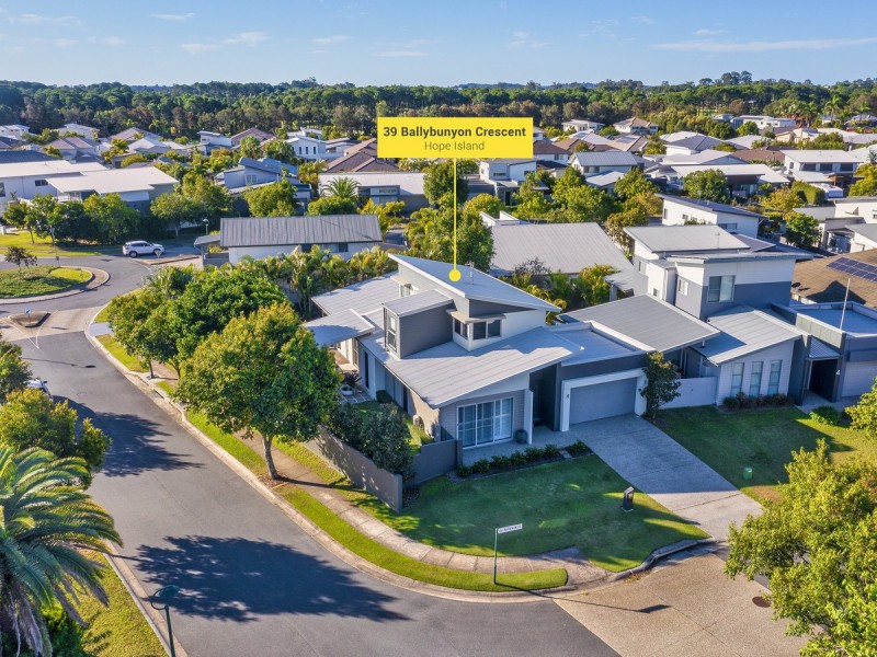 2 Ruthenium Court, Hope Island QLD 4212