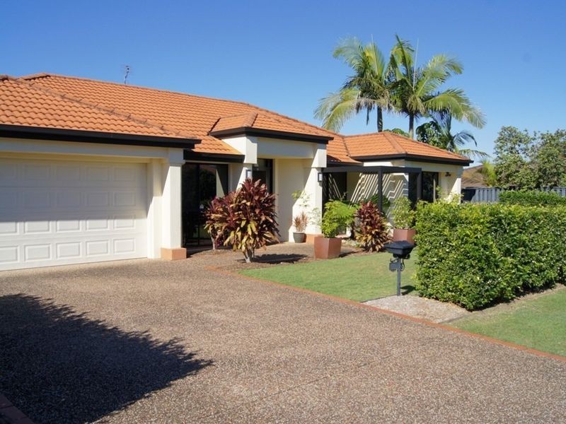3 Howland Circuit, Pacific Pines QLD 4211