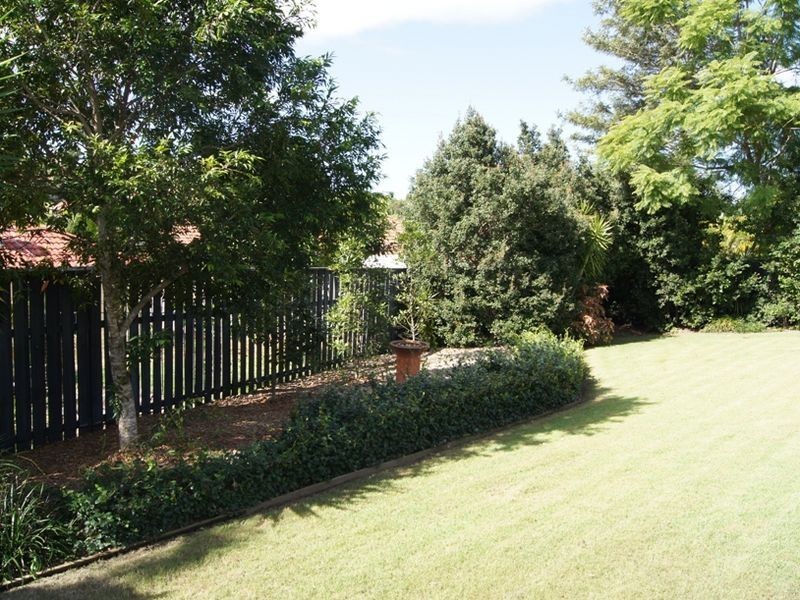 3 Howland Circuit, Pacific Pines QLD 4211