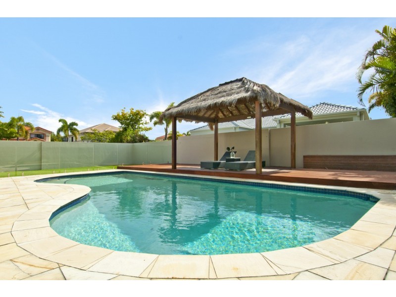 1650 Riverdale Drive, Hope Island QLD 4212