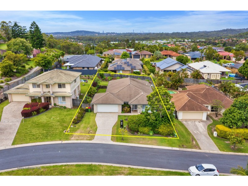 4 Arragan Court, Pacific Pines QLD 4211