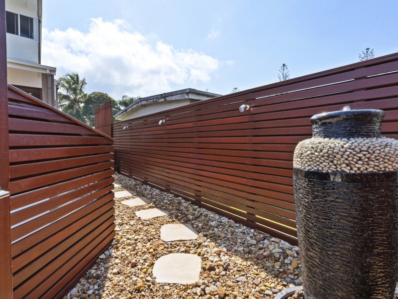 1/3 Nankeen Avenue, Paradise Point QLD 4216
