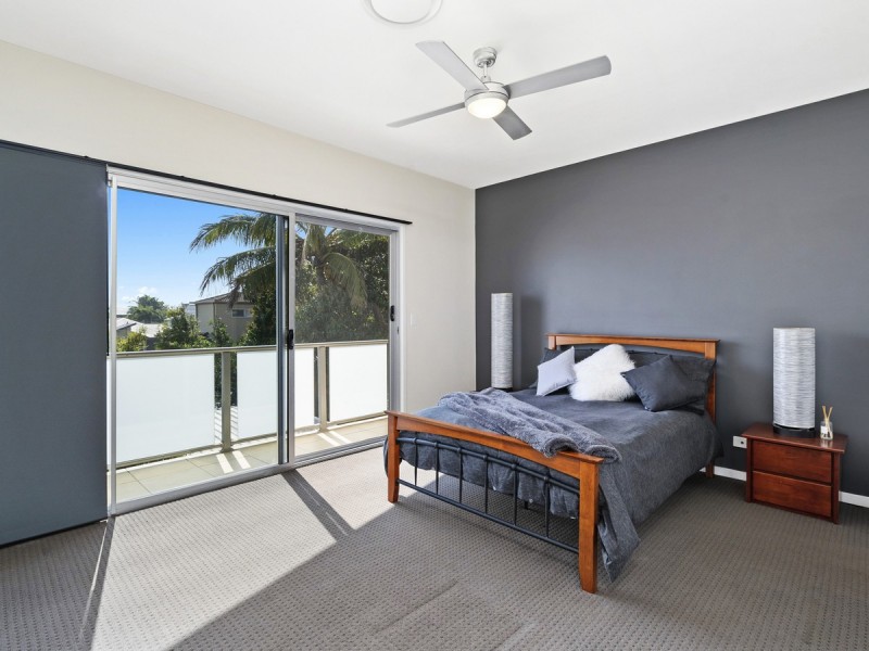 1/3 Nankeen Avenue, Paradise Point QLD 4216