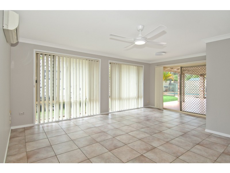 171 Monterey Keys Drive, Helensvale QLD 4212