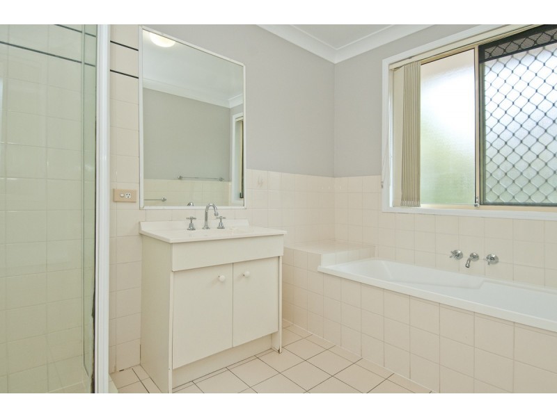 171 Monterey Keys Drive, Helensvale QLD 4212