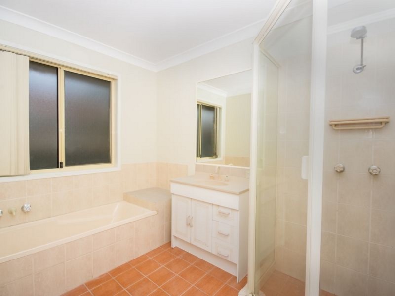 57 Galapagos Way, Pacific Pines QLD 4211