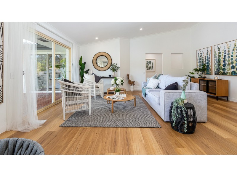 22 Nandi Terrace, Pacific Pines QLD 4211