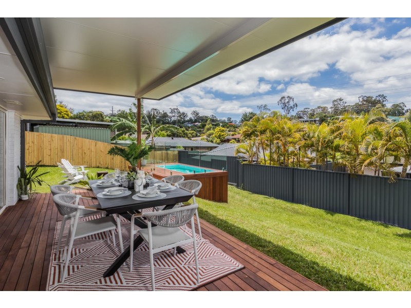 22 Nandi Terrace, Pacific Pines QLD 4211