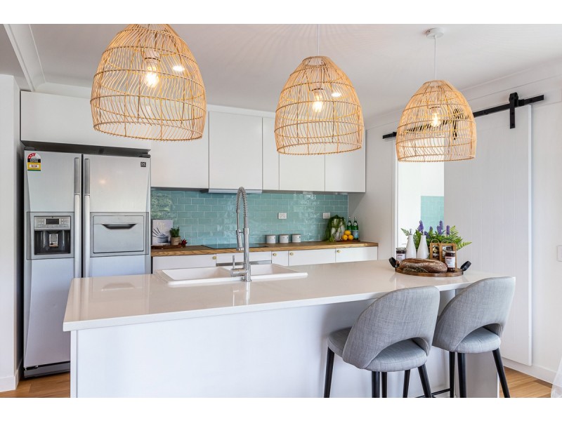 22 Nandi Terrace, Pacific Pines QLD 4211