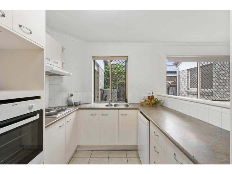25 Bards Court, Nerang QLD 4211