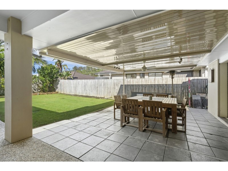 64 Aldgate Crescent, Pacific Pines QLD 4211