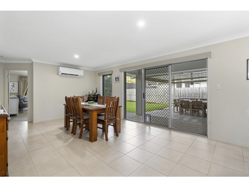 64 Aldgate Crescent, Pacific Pines QLD 4211