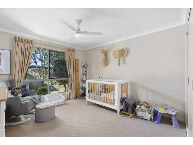 64 Aldgate Crescent, Pacific Pines QLD 4211