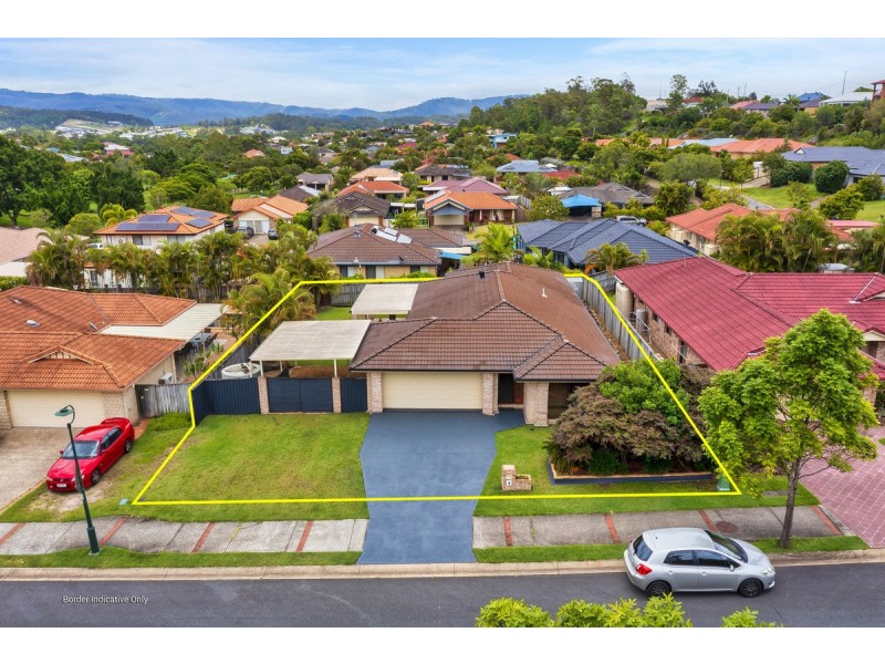 8 Rimatara Rise, Pacific Pines QLD 4211