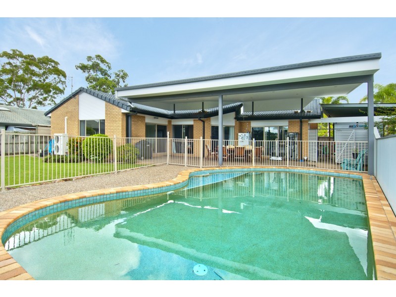 58 California Drive, Oxenford QLD 4210