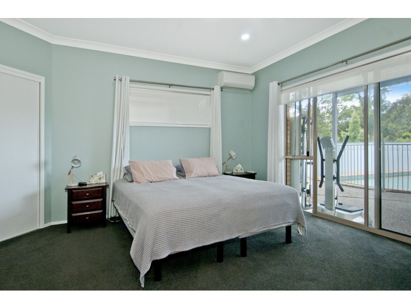 58 California Drive, Oxenford QLD 4210