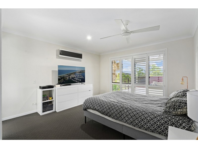 34 McAuley Parade, Pacific Pines QLD 4211