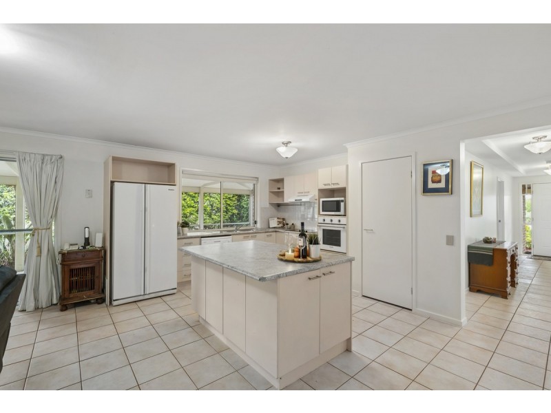 1 Palmerston Drive, Oxenford QLD 4210