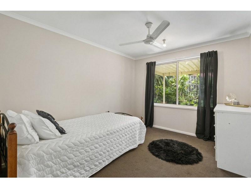 1 Palmerston Drive, Oxenford QLD 4210