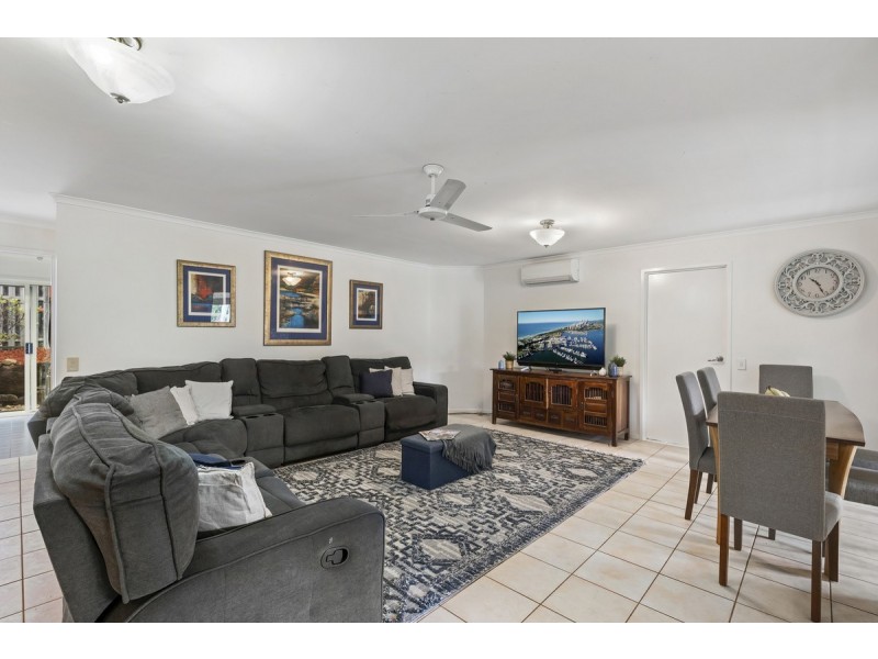 1 Palmerston Drive, Oxenford QLD 4210