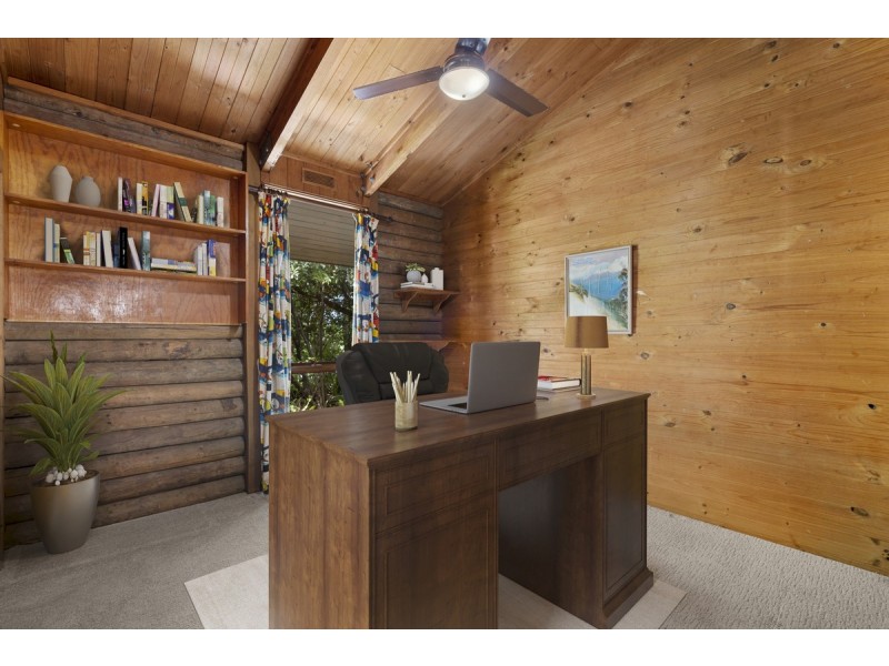 2 Entrance Road, Gaven QLD 4211