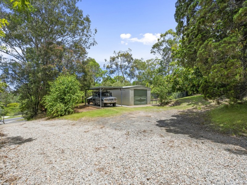 2 Entrance Road, Gaven QLD 4211