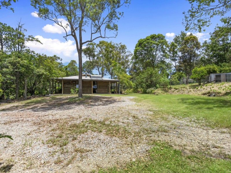 2 Entrance Road, Gaven QLD 4211