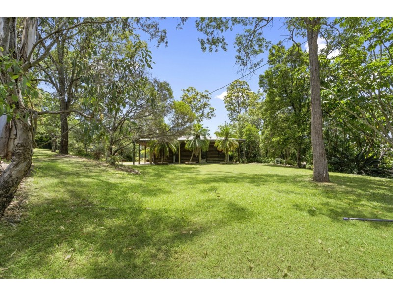 2 Entrance Road, Gaven QLD 4211