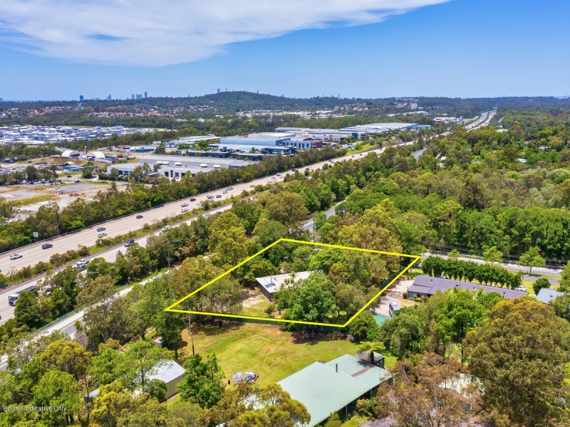 2 Entrance Road, Gaven QLD 4211