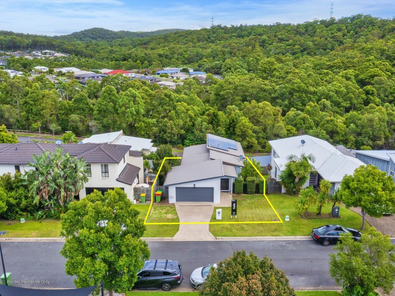 4 Chesterton Street, Pacific Pines QLD 4211