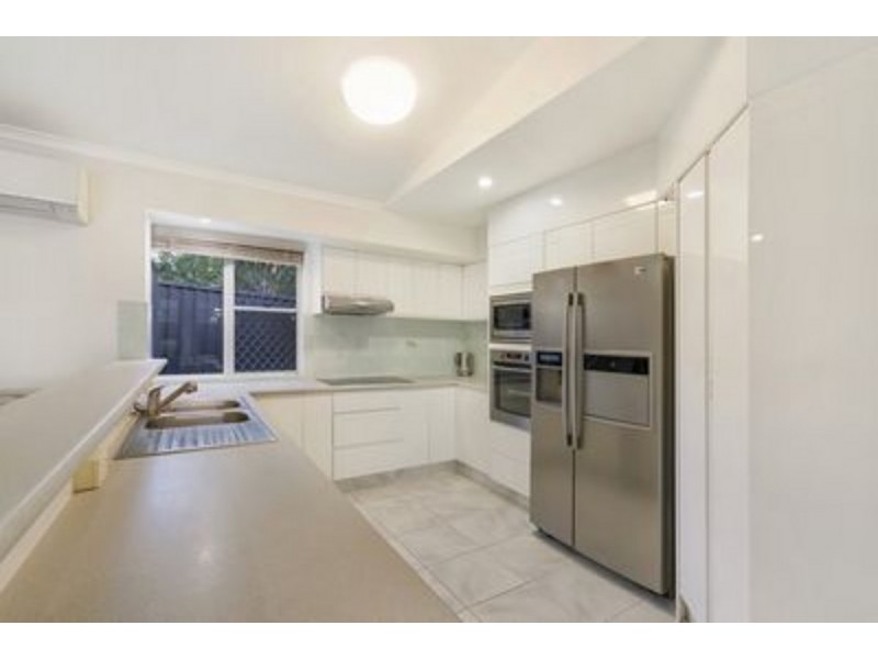 5 Portland Court, Parkwood QLD 4214