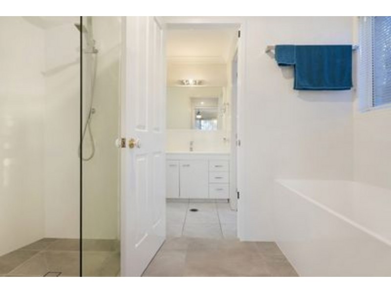 5 Portland Court, Parkwood QLD 4214