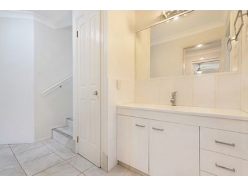 5 Portland Court, Parkwood QLD 4214