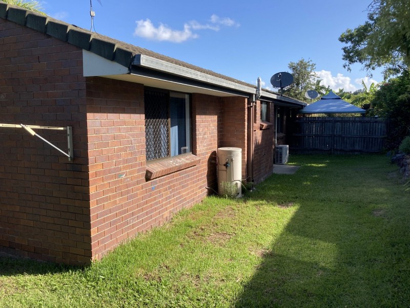 1/8 Oscar Court, Oxenford QLD 4210