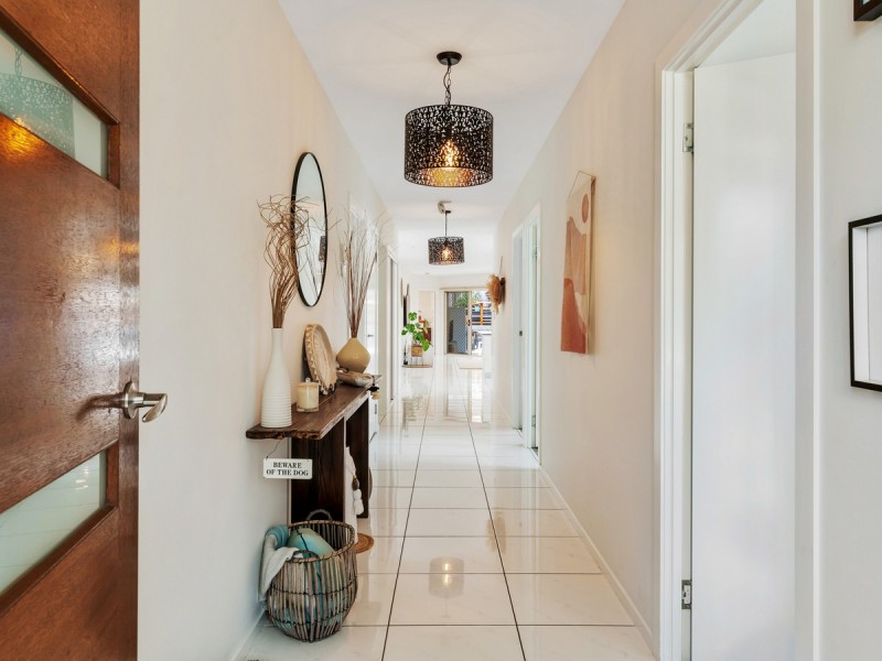 3 Prairie Avenue, Maudsland QLD 4210