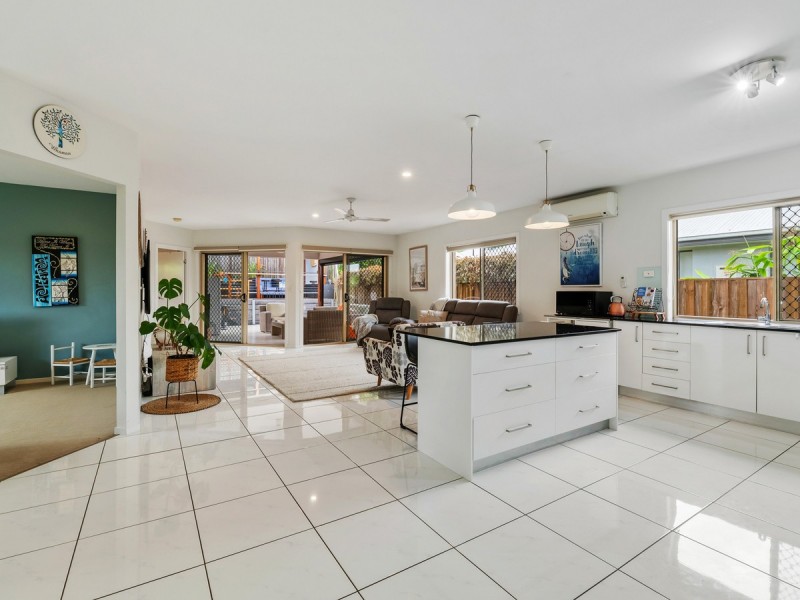 3 Prairie Avenue, Maudsland QLD 4210