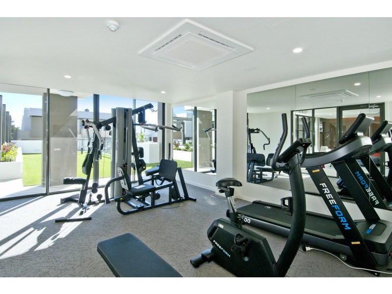 116/37 Sickle Avenue, Hope Island QLD 4212