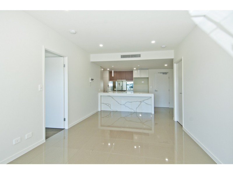 116/37 Sickle Avenue, Hope Island QLD 4212