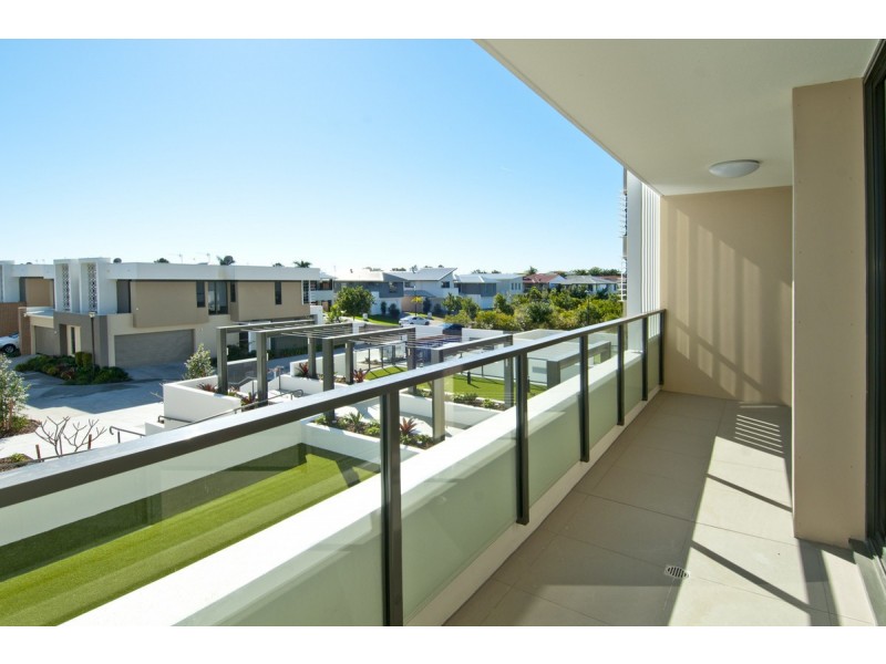 116/37 Sickle Avenue, Hope Island QLD 4212